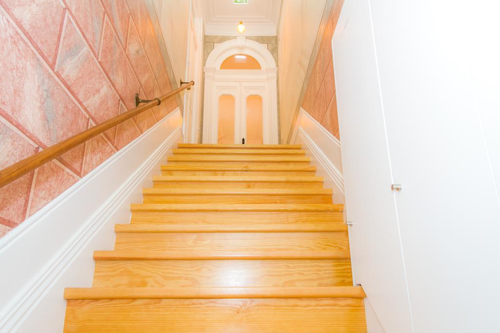Liiiving In Porto | Central Garden Flat Bagian luar foto